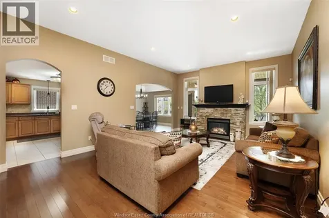 2655 Skinner Street Lasalle ON N9H 2R6