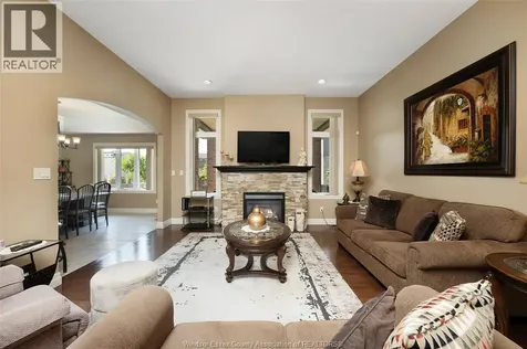 2655 Skinner Street Lasalle ON N9H 2R6