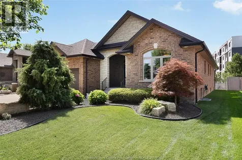 2655 Skinner Street Lasalle ON N9H 2R6