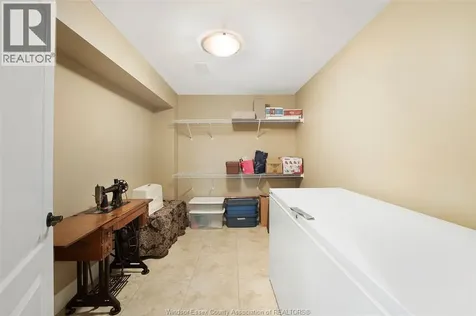 2655 Skinner Street Lasalle ON N9H 2R6