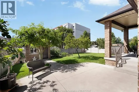 2655 Skinner Street Lasalle ON N9H 2R6