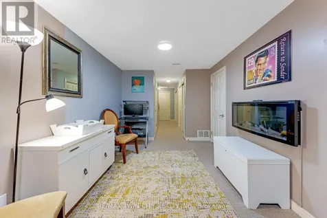 99 Stanley Avenue Kitchener ON N2K 3V9