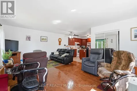 313 Nelson Street Hawkesbury ON K6A 1M1