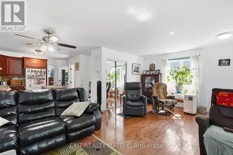 313 Nelson Street Hawkesbury ON K6A 1M1