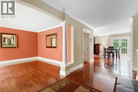 35 Maple Hill Drive Kitchener ON N2M 2R7