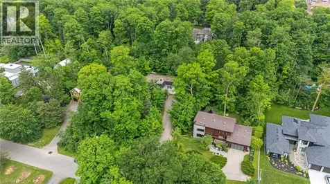 35 Maple Hill Drive Kitchener ON N2M 2R7