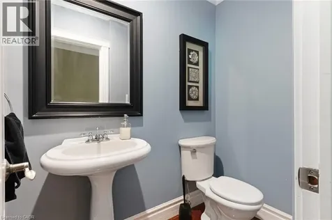 35 Maple Hill Drive Kitchener ON N2M 2R7