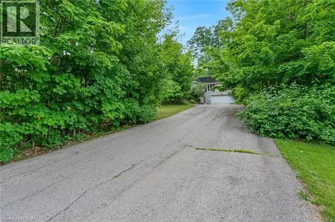 35 Maple Hill Drive Kitchener ON N2M 2R7