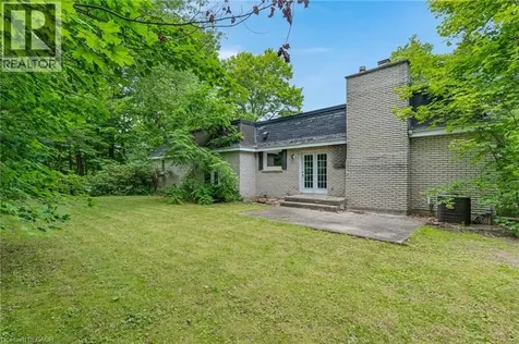 35 Maple Hill Drive Kitchener ON N2M 2R7
