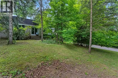 35 Maple Hill Drive Kitchener ON N2M 2R7