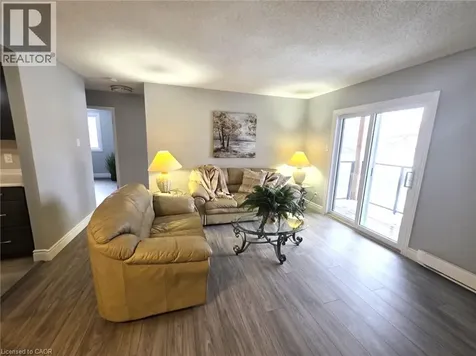 565 Greenfield Avenue Kitchener ON N2C 2P3
