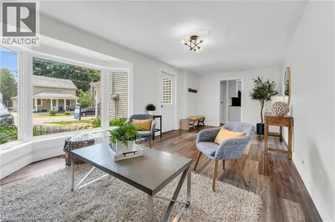 92 Charles Street Baden ON N3A 2N8