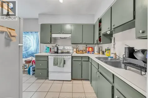 1854 Byng Road Windsor ON N8W 3C9