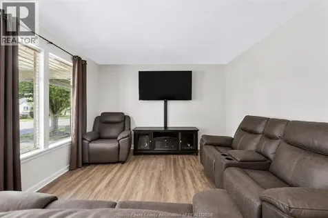 58 Marlborough Street East Leamington ON N8H 1W7