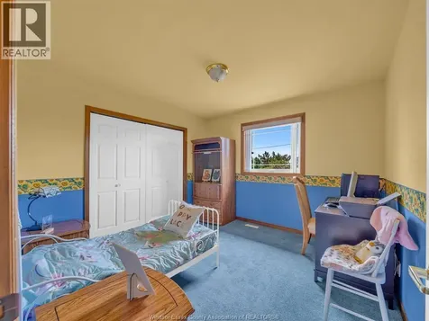 313 Applewood Kingsville ON N9Y 3Y7