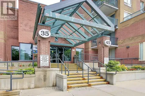 35 Holland Avenue Ottawa ON K1Y 4S2