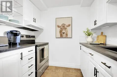 35 Holland Avenue Ottawa ON K1Y 4S2