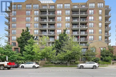 35 Holland Avenue Ottawa ON K1Y 4S2