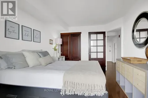 35 Holland Avenue Ottawa ON K1Y 4S2
