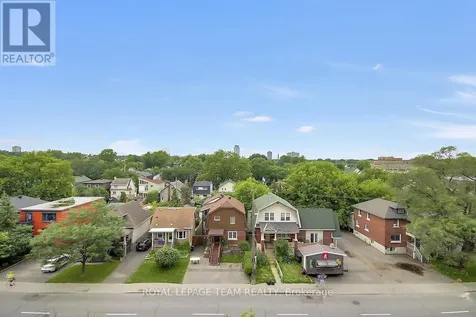 35 Holland Avenue Ottawa ON K1Y 4S2