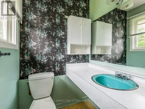 84 Cleadon Drive Ottawa ON K2H 5P3