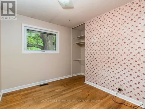 84 Cleadon Drive Ottawa ON K2H 5P3