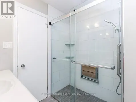 84 Cleadon Drive Ottawa ON K2H 5P3