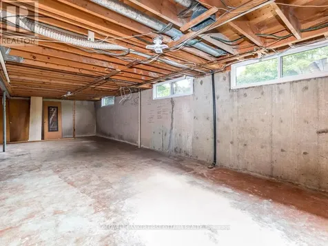 84 Cleadon Drive Ottawa ON K2H 5P3