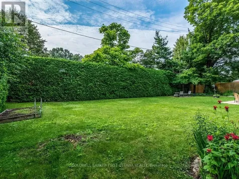 84 Cleadon Drive Ottawa ON K2H 5P3