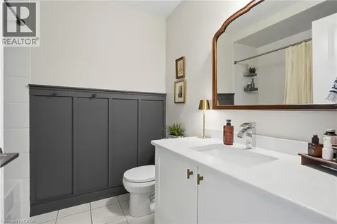 263 Georgian Drive Oakville ON L6H 0L2