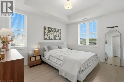 263 Georgian Drive Oakville ON L6H 0L2