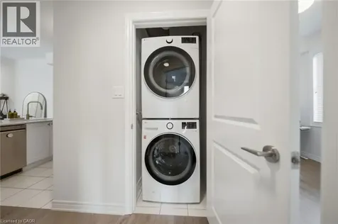 263 Georgian Drive Oakville ON L6H 0L2