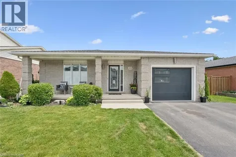 122 Lisbon Pines Drive Cambridge ON N1R 8C7