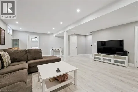 122 Lisbon Pines Drive Cambridge ON N1R 8C7