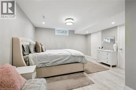 122 Lisbon Pines Drive Cambridge ON N1R 8C7