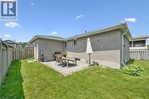 122 Lisbon Pines Drive Cambridge ON N1R 8C7