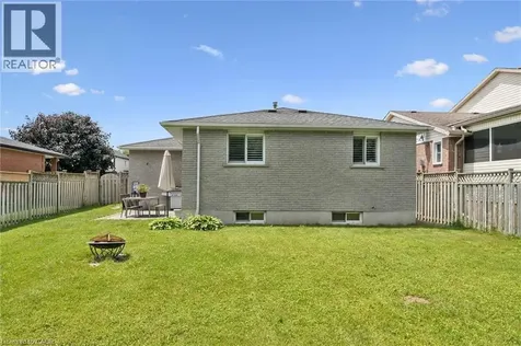 122 Lisbon Pines Drive Cambridge ON N1R 8C7