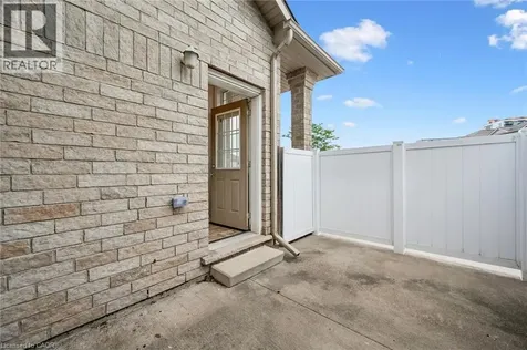 240 Westmeadow Drive Kitchener ON N2N 0A1