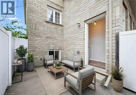 240 Westmeadow Drive Kitchener ON N2N 0A1