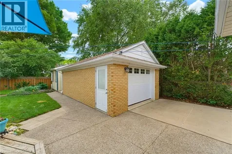 181 Rodney Street Waterloo ON N2J 1G4