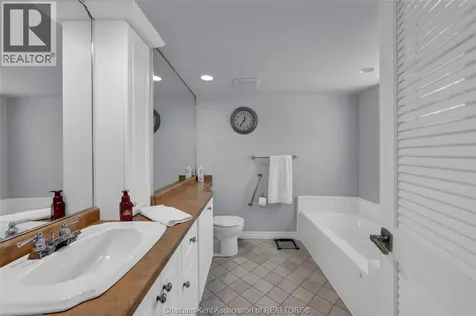 10 Van Allen Avenue Chatham ON N7L 5K1