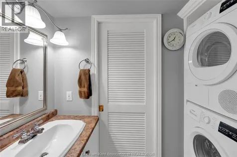 10 Van Allen Avenue Chatham ON N7L 5K1