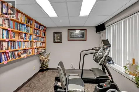 10 Van Allen Avenue Chatham ON N7L 5K1