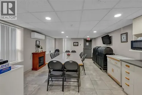 10 Van Allen Avenue Chatham ON N7L 5K1