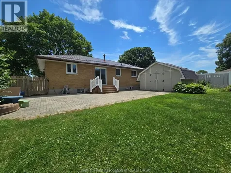 83 Holland Avenue Chatham ON N7M 2C8