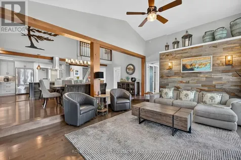 167 Lakeshore Road West Oro-medonte ON L0L 2E0