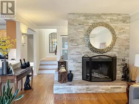 434 Highland Avenue Orillia ON L3V 4E7