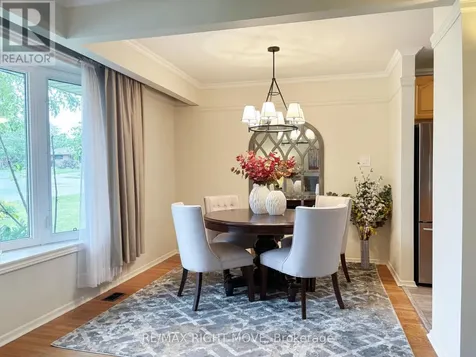 434 Highland Avenue Orillia ON L3V 4E7