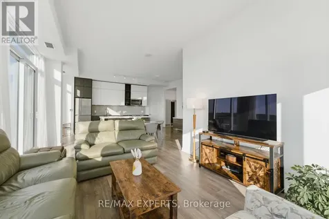 100 Eagle Rock Way Vaughan ON L6A 5B9