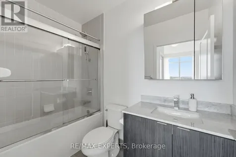100 Eagle Rock Way Vaughan ON L6A 5B9